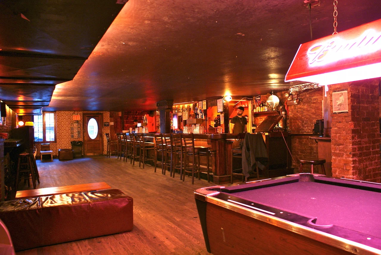 Nowhere Bar